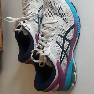 Asics Kayano 26